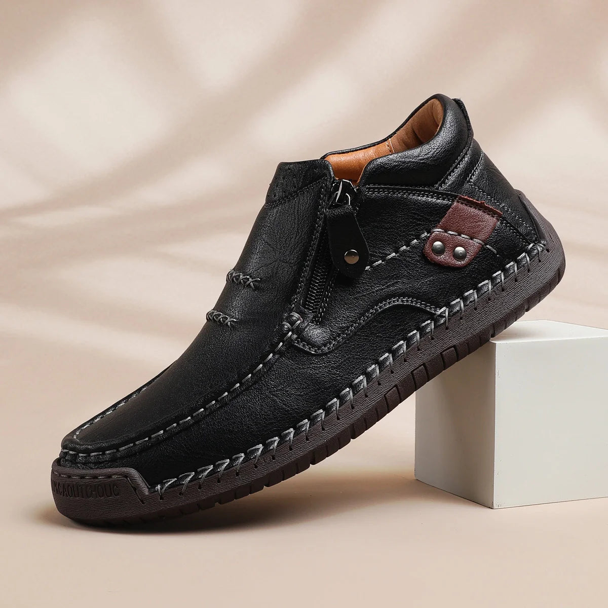 BARTON • Handmade leather shoes, combining comfort and character