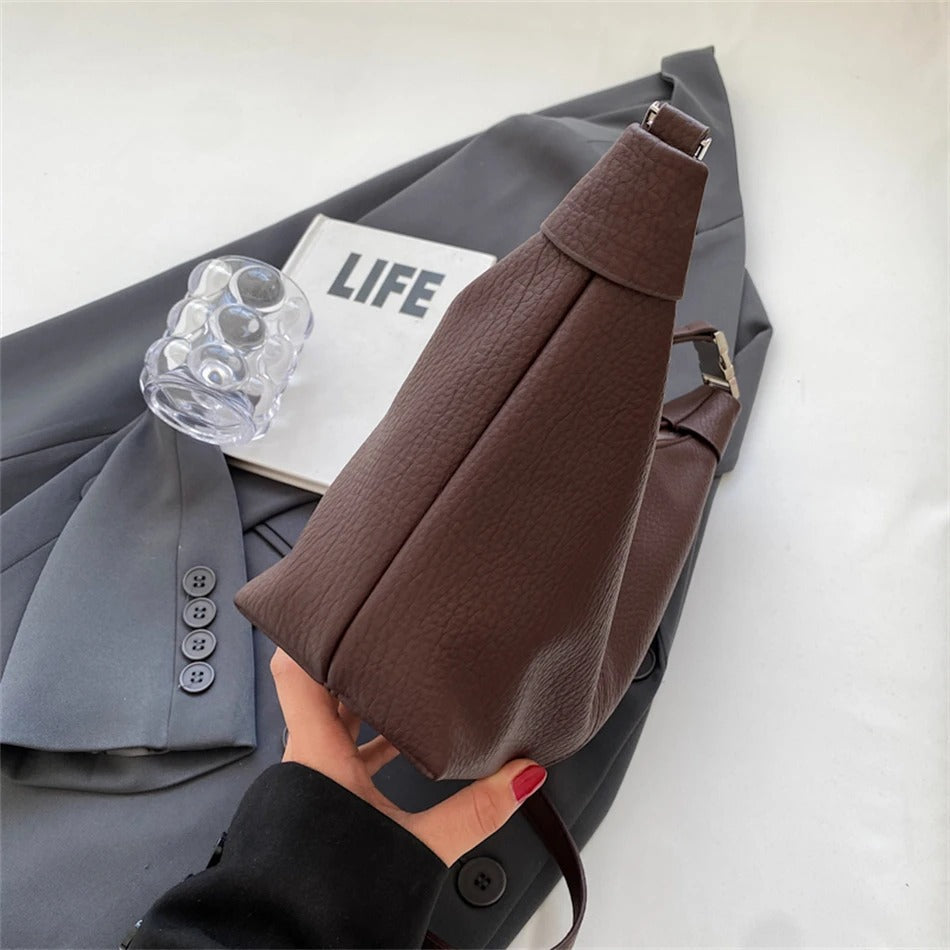 Force | Roly Shoulder Bag