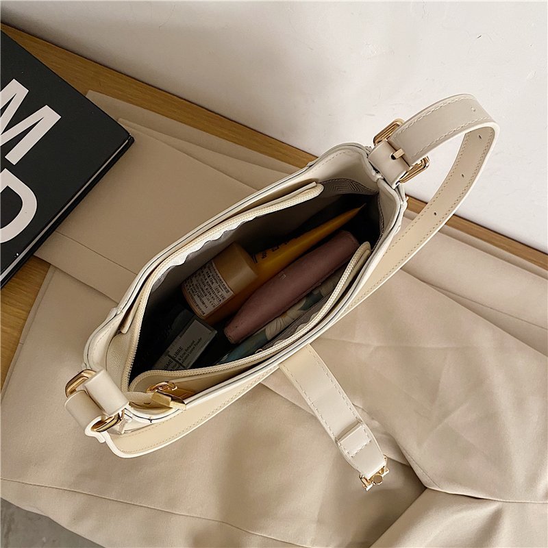 Force | Mini Celine Shoulder Bag
