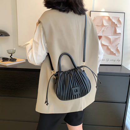 Force | Pleated Handbag Orie