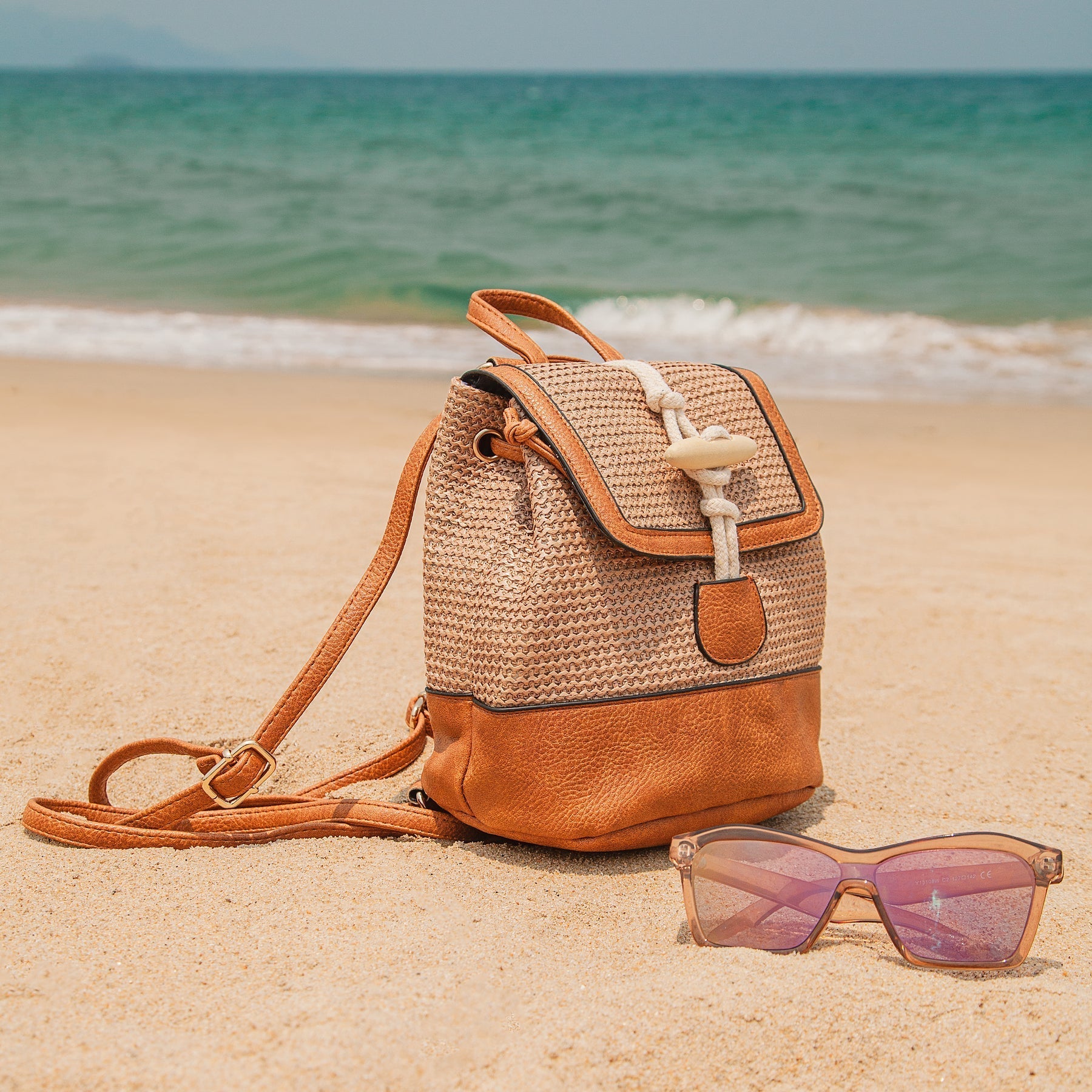 Force | Leili Straw Backpack