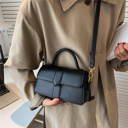 Force | Ausie Shoulder Bag