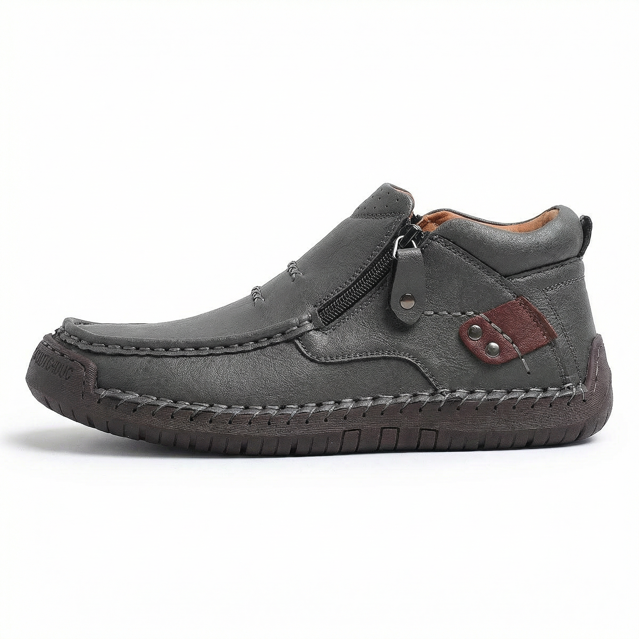 BARTON • Handmade leather shoes, combining comfort and character