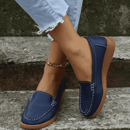 Elegant Women's Moccasin Force