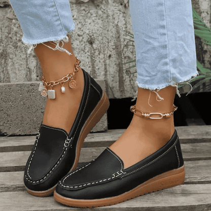 Elegant Women's Moccasin Force